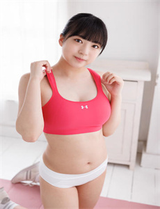 《丰满人妻按磨HD三上悠亚电影》