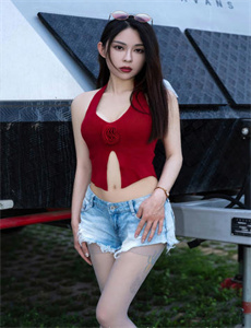 《一个人看的视频观看免费观看》