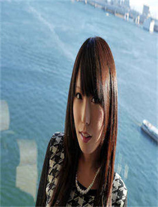 《美女性》