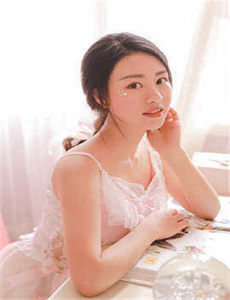 《wwe女子撕衣》