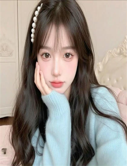 全面解析：《他和她2024》的审美特点与艺术成就——影视专业人士深度解读